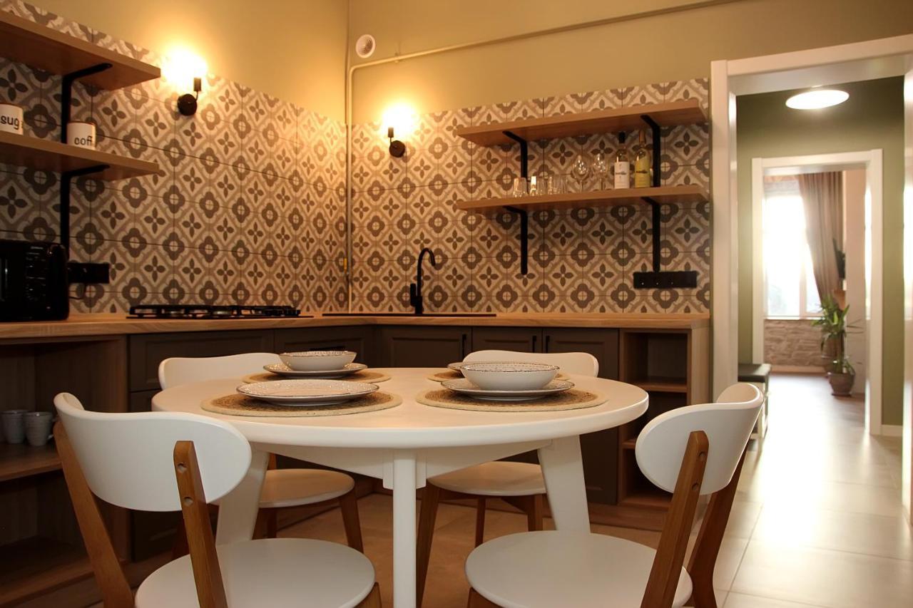 Historical Old City Apartament, Старе Місто , 2 Спальні, Балкон-Тераса, 85 Кв М カームヤネツィ・ポジーリシクィイ エクステリア 写真