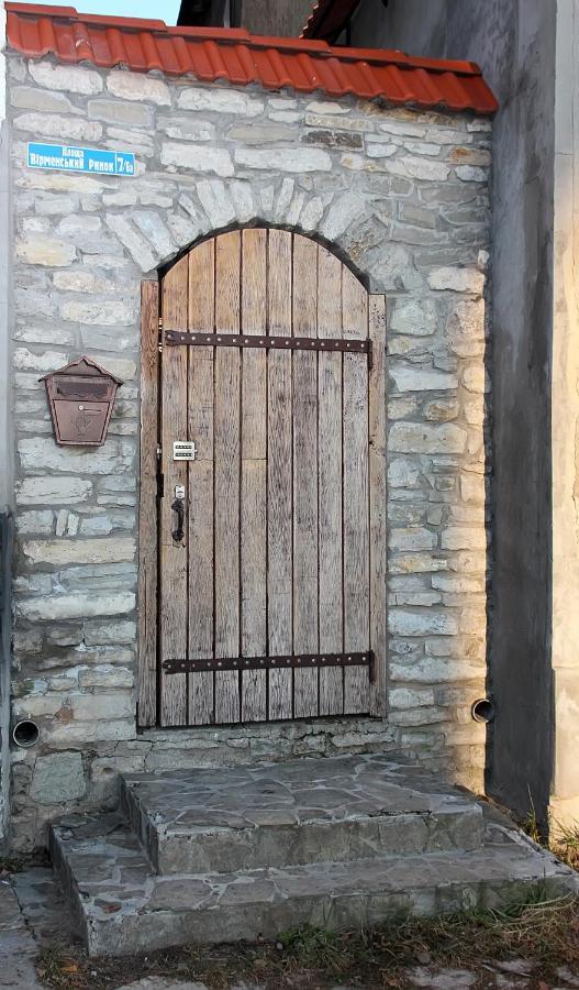 Historical Old City Apartament, Старе Місто , 2 Спальні, Балкон-Тераса, 85 Кв М カームヤネツィ・ポジーリシクィイ 部屋 写真